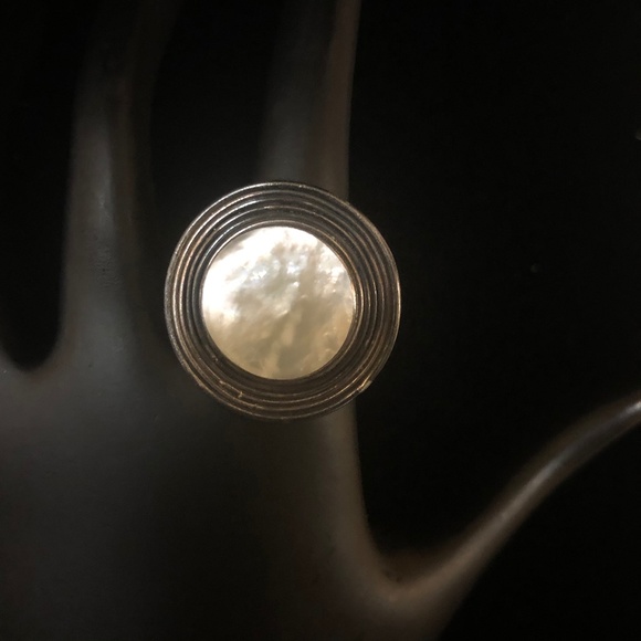 Vintage 925 Silver Mother of Pearl Ring - Picture 3 of 8